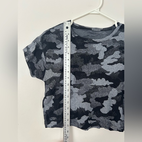 Lululemon CATES TRAINING TEE HERITAGE SPECKLE CAMO JACQUARD BLK SZ 10 - Picture 5 of 8